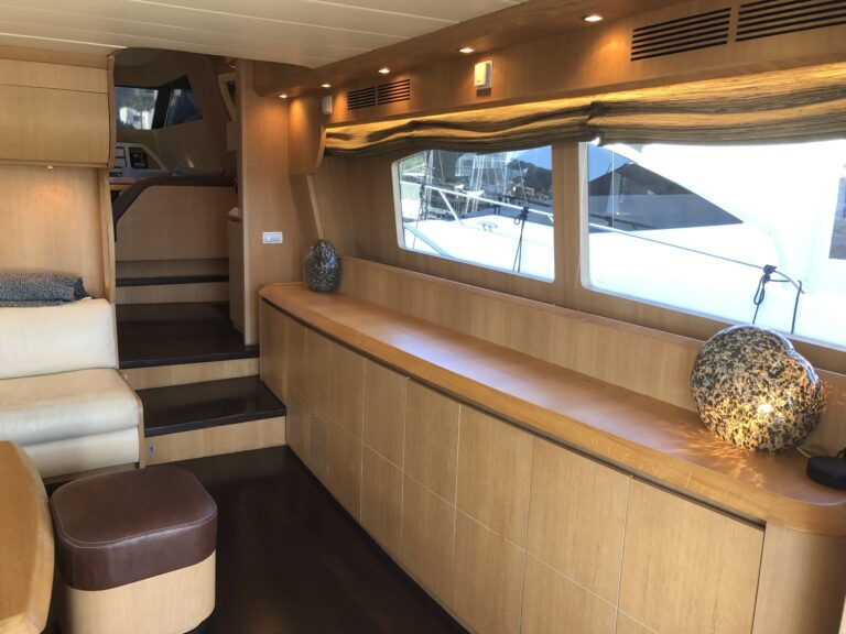 Guest cabin aboard the Limitless yacht